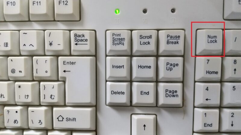 キーボード外付け用-NumLk（数値ロックキー）がある